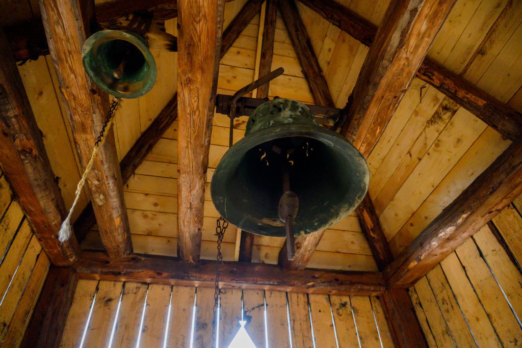 Oprava zvoničky v Pokryváči