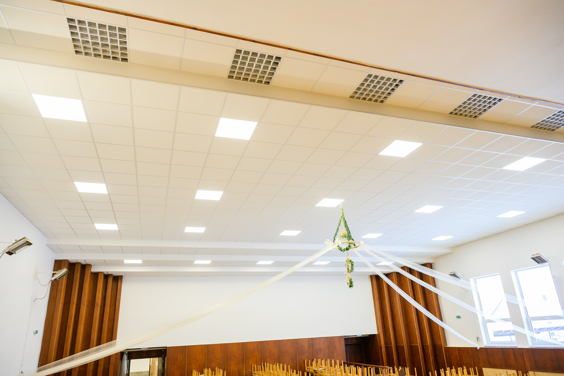 Modernizácia osvetlenia a vnútorných silových rozvodov v kultúrnom dome v Krivej